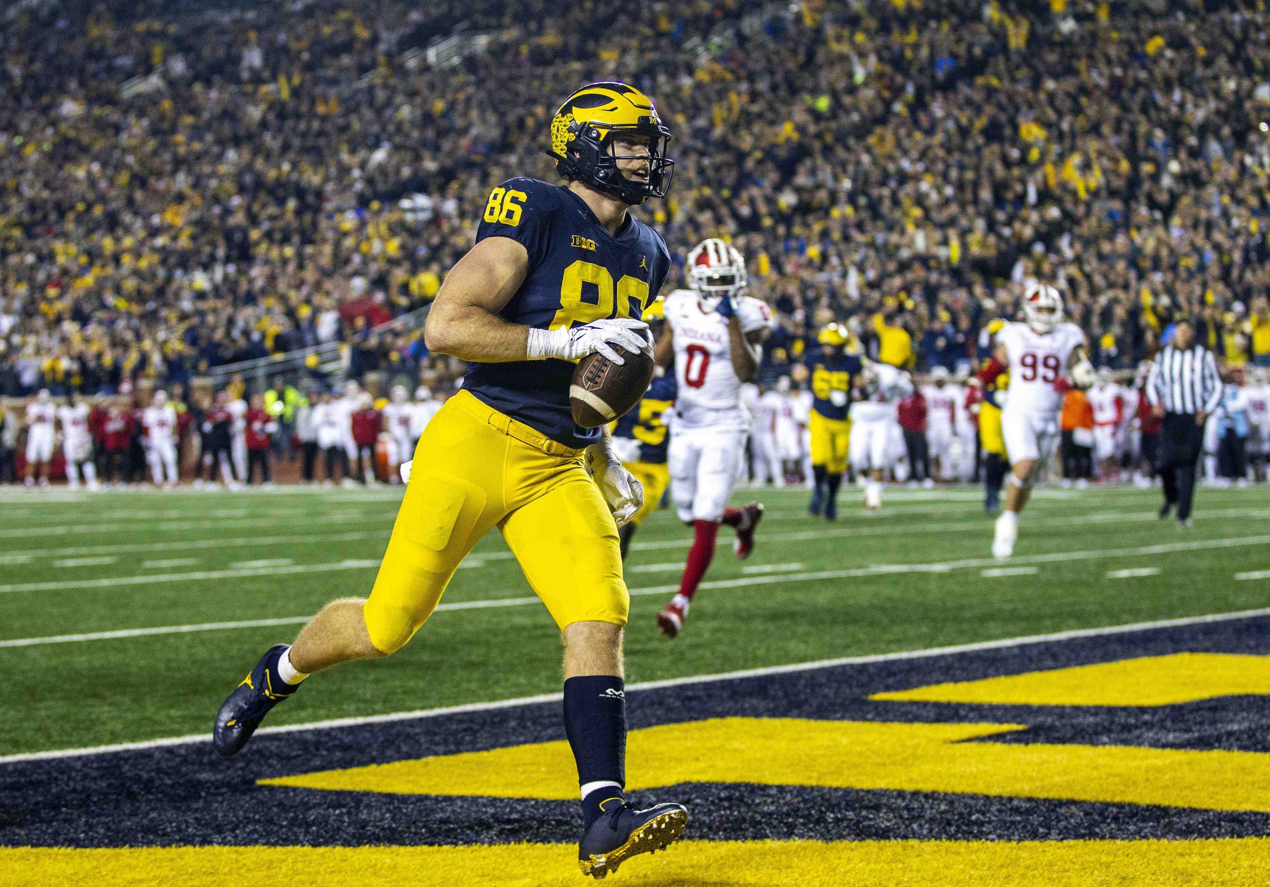Indiana Favored To End Long Losing Streak To Michigan On Sunday