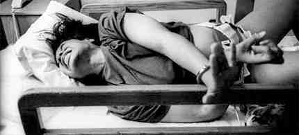 Can you give birth in jail?